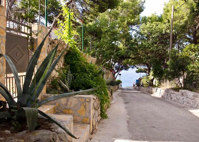 Lucija Appartement *