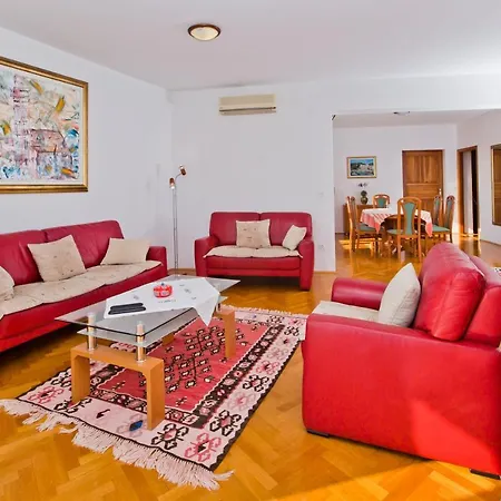 Appartamento Palazzo Lucija