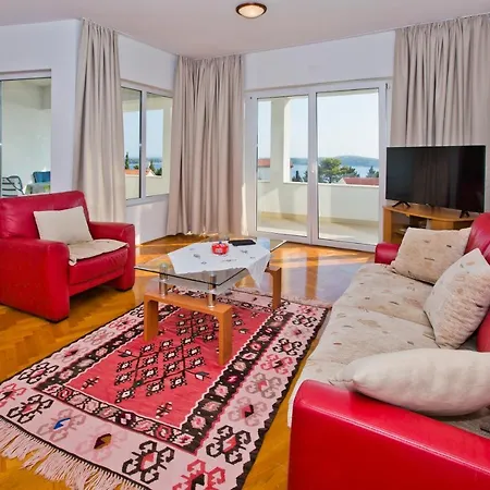 Lucija Apartment Hvar Town