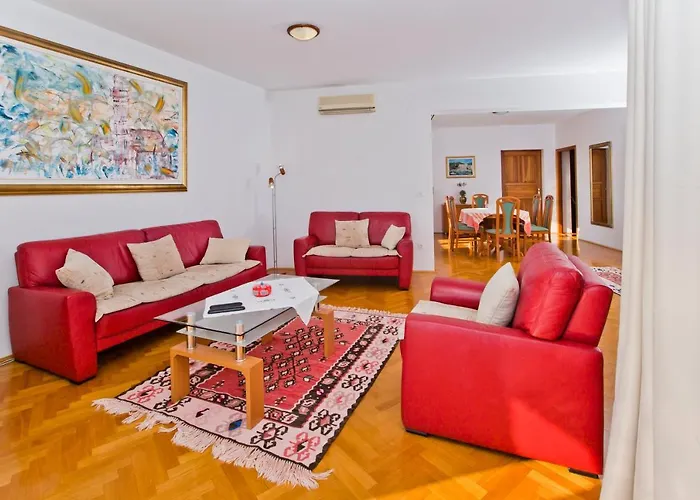 Apartman Lucija