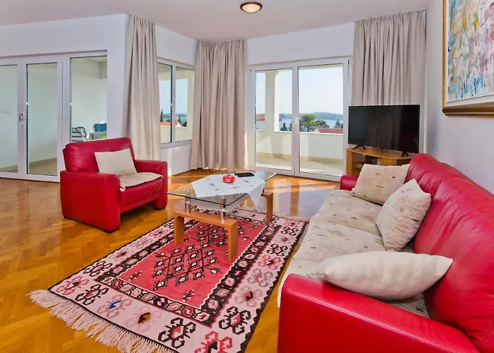 Lucija Apartamento Hvar Town